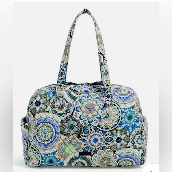 Vera Bradley Medium Traveler Bag Sketched Medallion Quilted Cotton NWT - Picture 1 of 9
